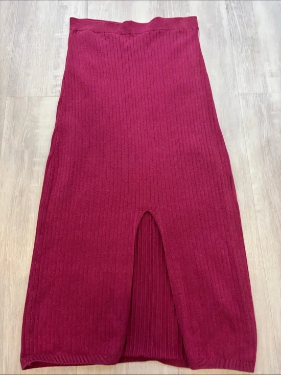 Free People Ribbed Wine-Magenta Midi Skirt with Front Slit Small