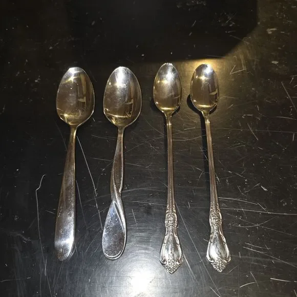 Oneida spoons, Lot of 4 Stainless