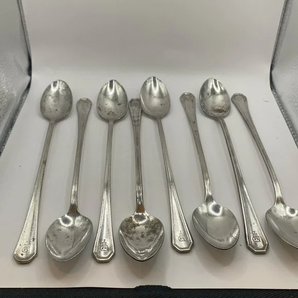 International Silver Co silver plated ice tea spoons set of 8 need polishing VTG