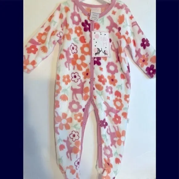 🛍Little joy Girls size 6-9 moths one piece floral Pijama