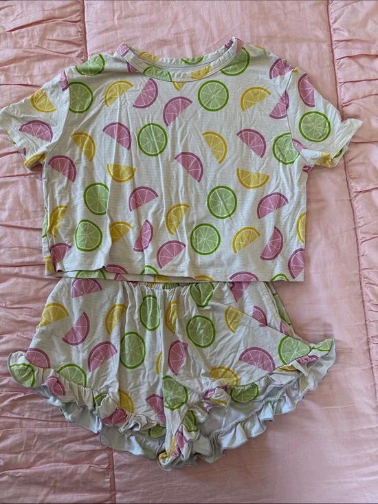 Silks Designs ruffle pajamas