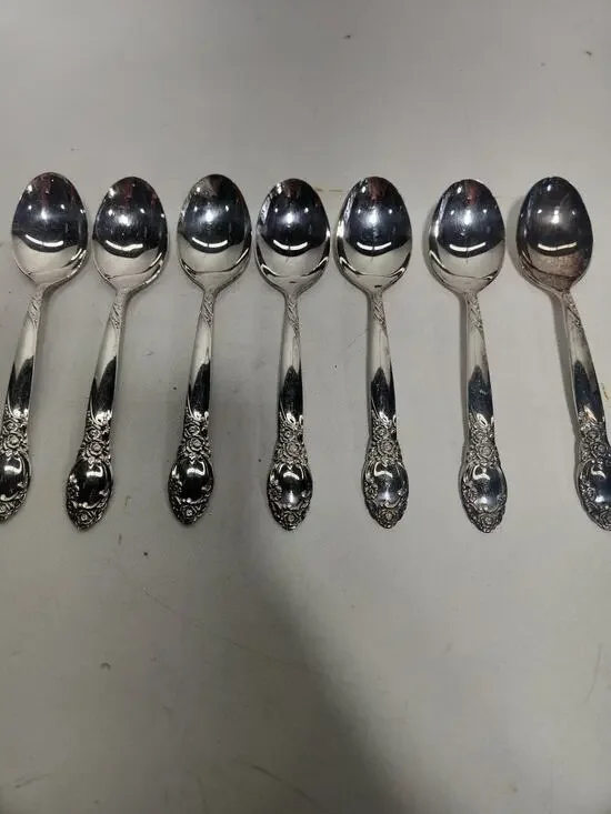 Lot of 7 Oneida J.J. Audrey Stainless Steel Teaspoons Floral Rose Flatware Silve