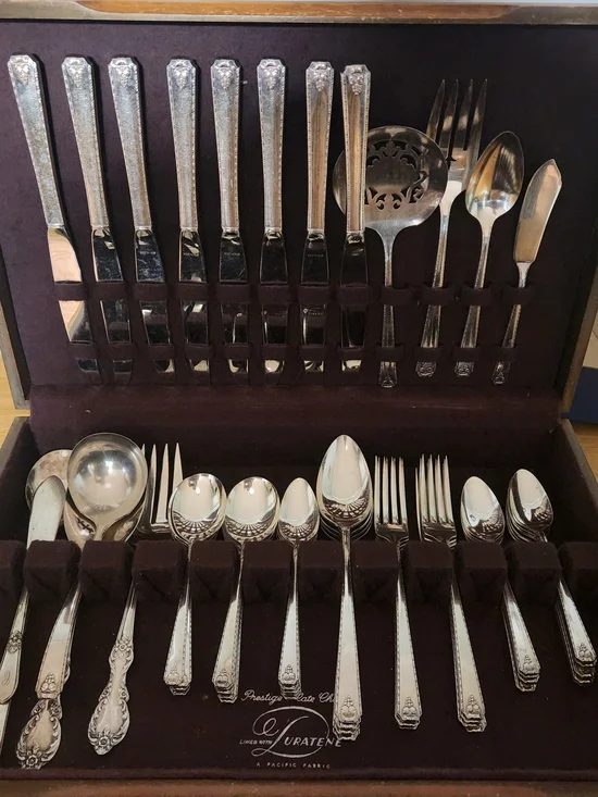 Prestige Bordeaux (1945) Silver Plated Flatware Set In Original Wooden Chest