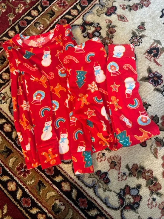 Cat & Jack Red Holiday Pajama Set with Snowman & Gingerbread Print