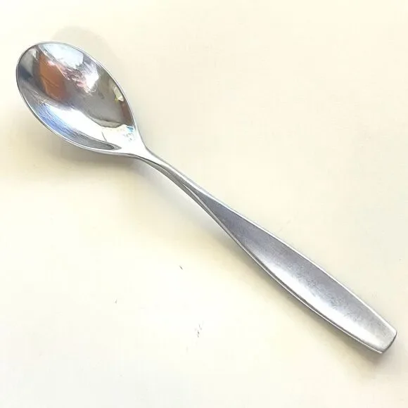 Cambridge 18/8 Stainless Oval Spoon 8