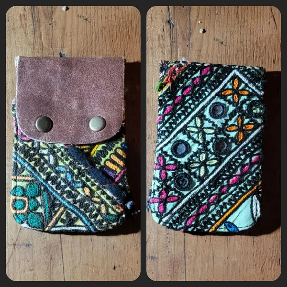 🪬🍄 Free People Boho Embroidered Repurposed vtg banjara hippie Wallet card case