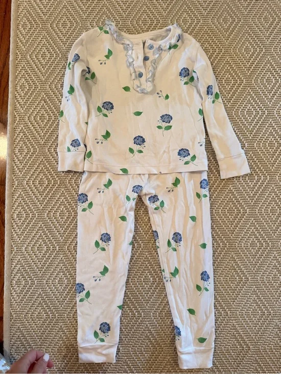 Little English Floral Long Sleeve Pajama Set in White and Blue