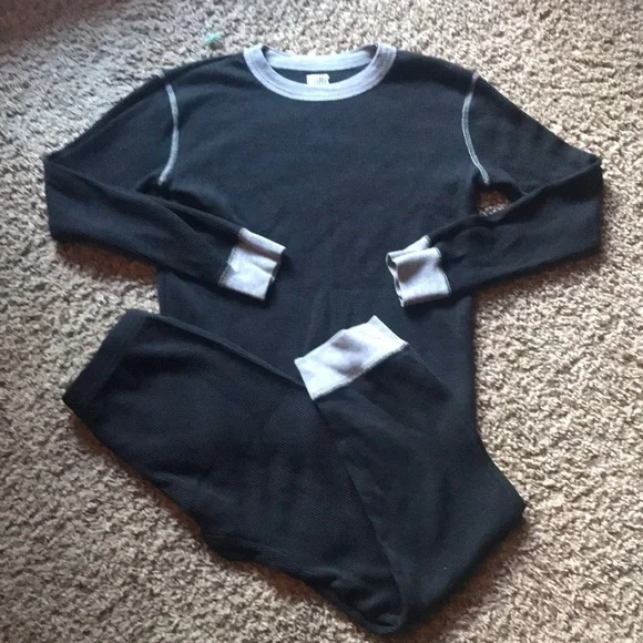 Pajohnies Black Warm Long Sleeve Matching Pjs Shirt and Pants