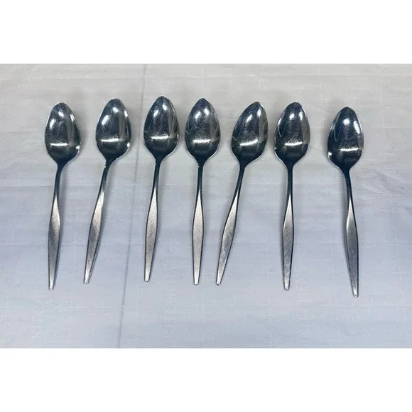7 Teaspoons Oneida Wm A Rogers Premier WINDRIFT Stainless Excellent
