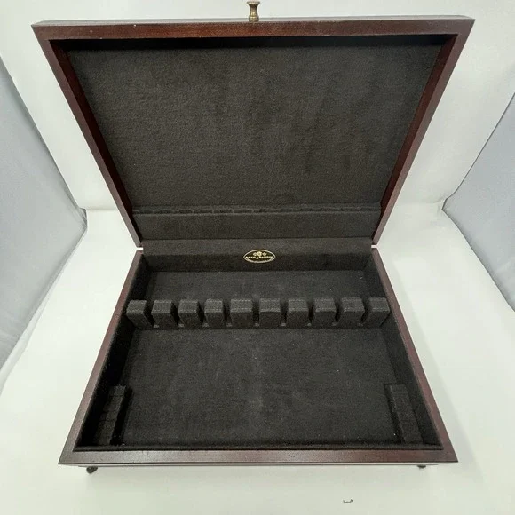 VTG Reed & Barton Anti-Tarnish Eureka Wooden Silverware Flatware Storage Box