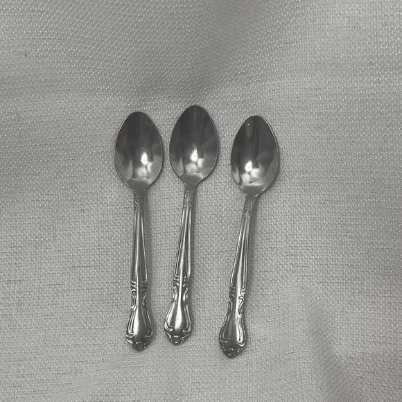 Delco Hospitality vintage Arbor Rose Teaspoons - set of 3
