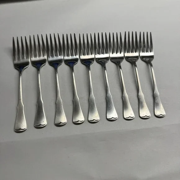 Vintage Oneida Community Stainless Patrick Henry 9 Salad Forks Flatware