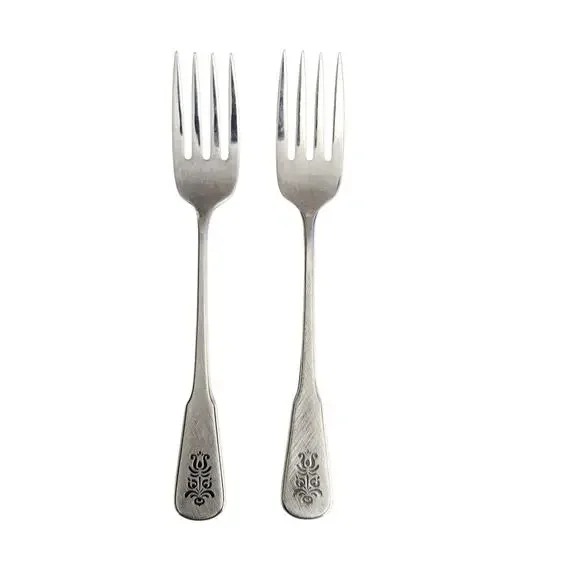 Rogers Oneida Deluxe Stainless Salad Forks Set 2 Vintage Flatware Floral Scroll