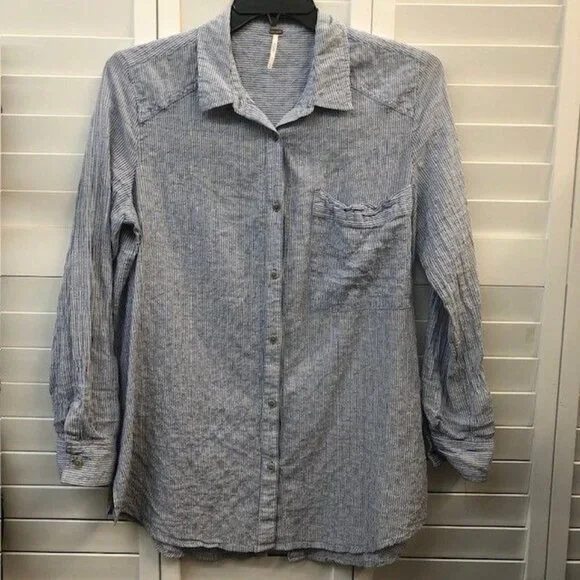 Free People Button Down Striped Seer Sucker Blouse Sz. M‎