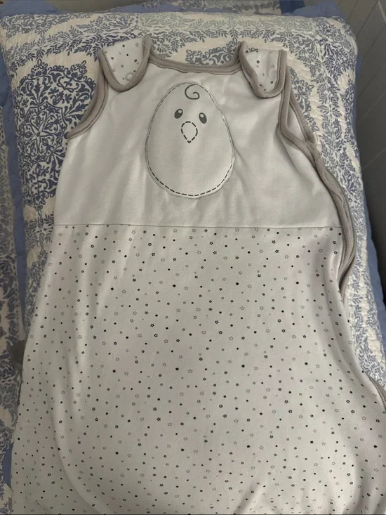 Nested Bean Light Gray and Cream Star Print Sleep Sack