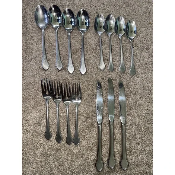 15 Pc Oneida Ltd Wm A‎ Rogers Deluxe Summer Mist  AUTUMN GLOW Stainless Flatware