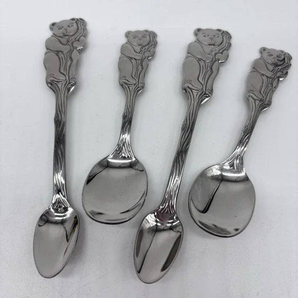 ONEIDA 4 Piece Baby/Toddler Spoons CUBBY BEAR Stainless‎ Flatware