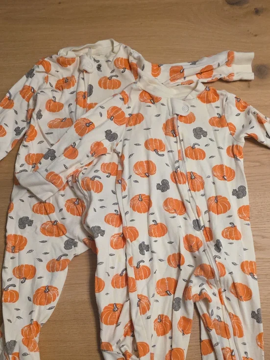 2 Pairs Of Baby Pumpkin Print Footed Pajamas