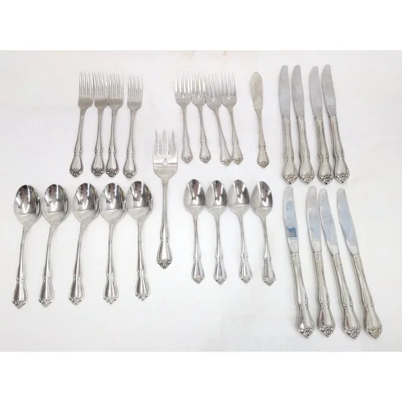 Arbor Rose True Rose Stainless Service For 4 Oneida Flatware & Serving Pieces 26