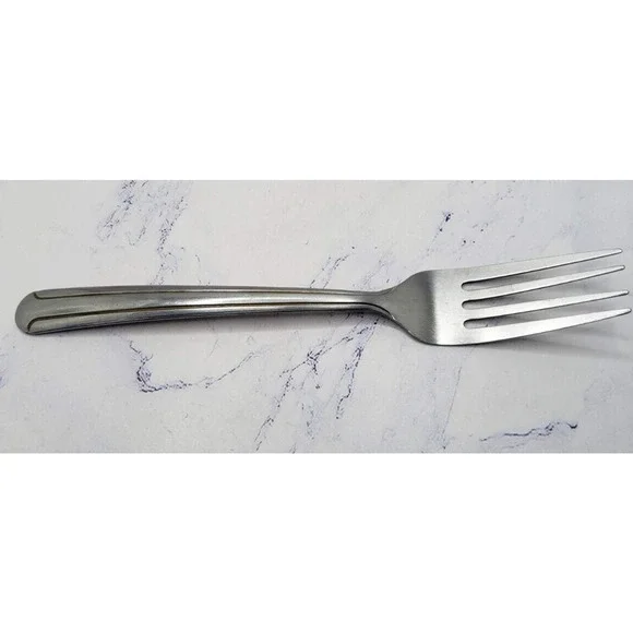 Wallace Brand Ware Stainless Steel Dinner Fork Dominion Pattern