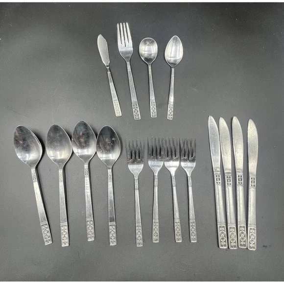 Vtg Custom‎ Craft MCM Stainless Taiwan 4 Knives, Salad Forks, Tablespoons, etc