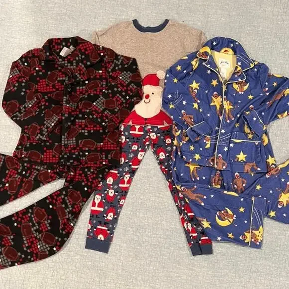 Boys Size 4T Winter Pajama Bundle