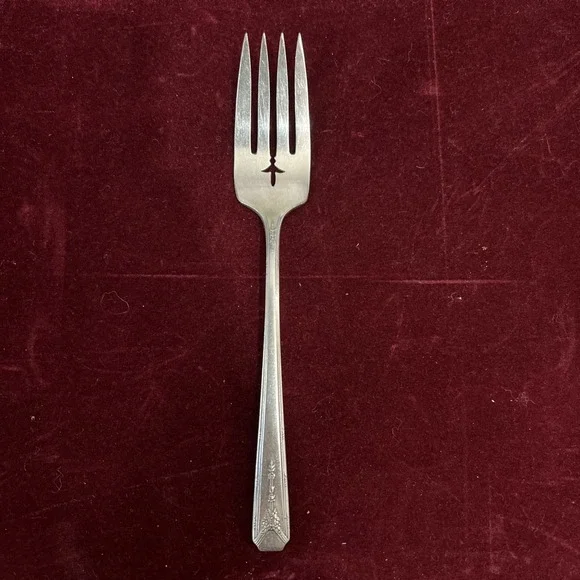 1 Salad Fork‎ Milady Oneida Community 1940 Silver Plate Silverplate Floral