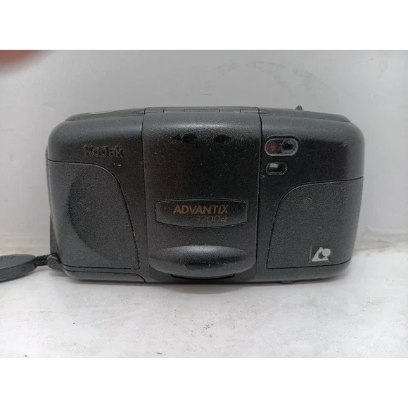 Kodak Advantix 3200AF 25mm Black Film Camera w/ Built In Flash
