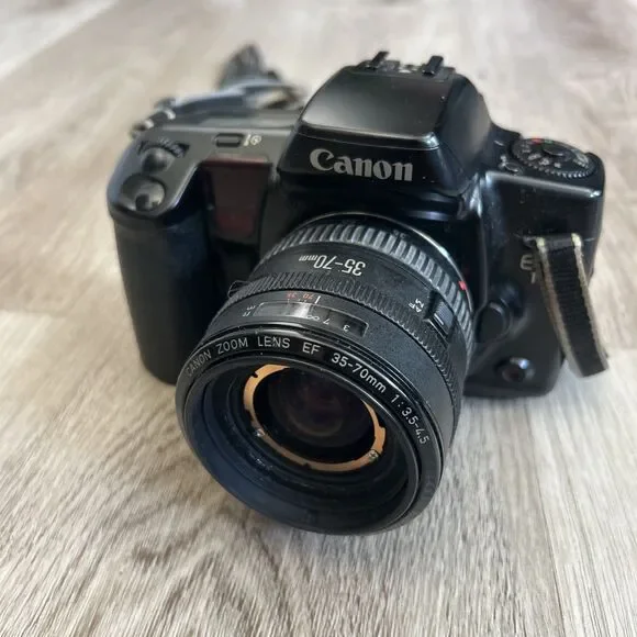 Canon EOS 10S SLR Film Camera w/ Zoom Lens EF 35-70mm 3.5-4.5 UNTESTED
