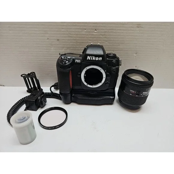 Nikon F100 35mm SLR Film Camera Black Body With Extras (For Parts/repair)...read