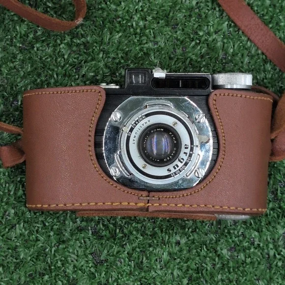 Vintage Argus‎ Camera Anastigmat 50mm 4.5 Coated Made In USA UNTESTED With Cover