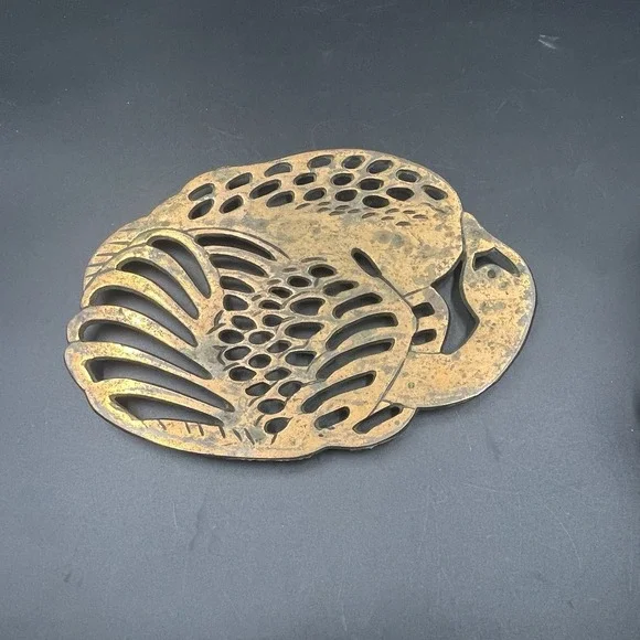 Vintage Copper Plated Cast Iron Swan Trivet Wall‎ Hanging Hot Plate