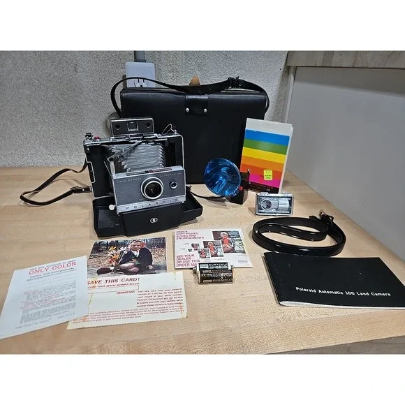 Vintage Polaroid Automatic 100 Land Camera‎ w/ Flash Timer Manual Case UNTESTED