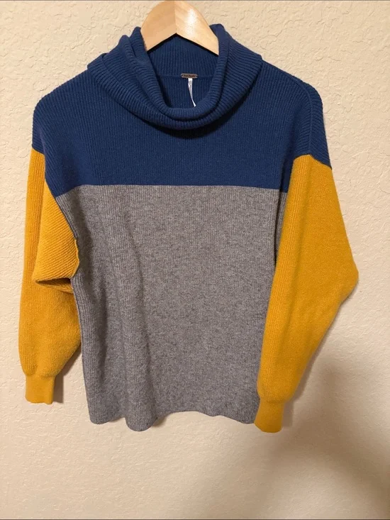 Free People Navy Ribbed Knit Sweater
