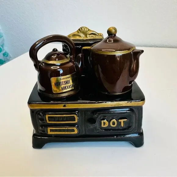 VTG Artmark Brown Gold‎ Coffee Tea Salt Pepper Shakers On Oven Base