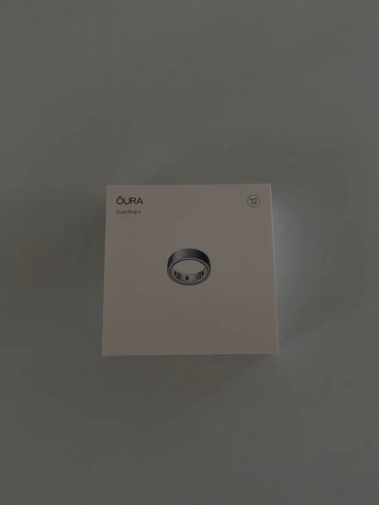 Oura Ring 4 - size 12 brushed silver