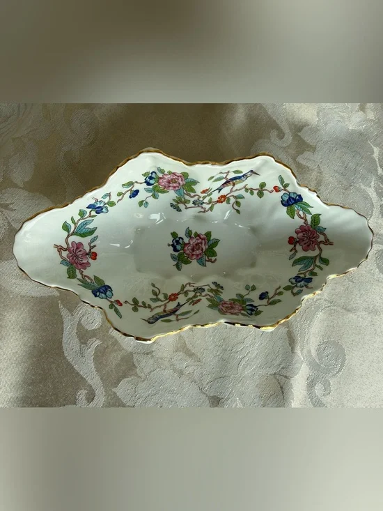 Aynsley Pembroke Bone China Footed Shell & Tassel Floral Bowl Gold England 8.5”