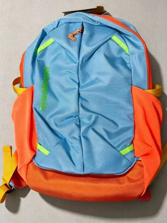 Patagonia Refugio 26L Blue & Orange Daypack NWOT Travel Hiking Backpack