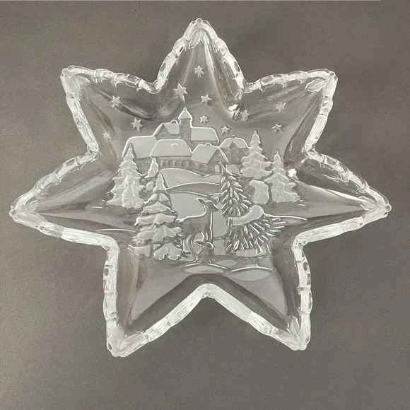 Mikasa Holiday Classics‎ Christmas Star Platter 12.5
