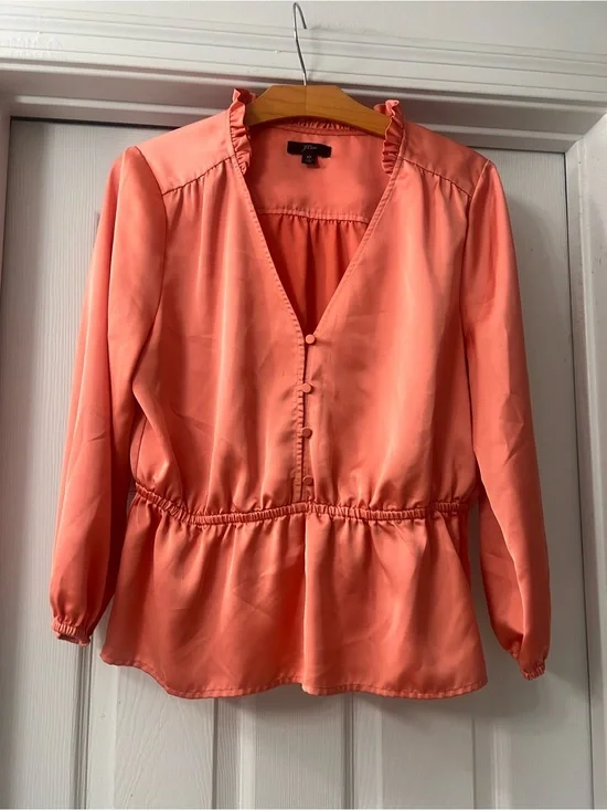 J Crew Coral/ apricot Silky feel Peplum V-Neck Blouse Sz 10 Workday