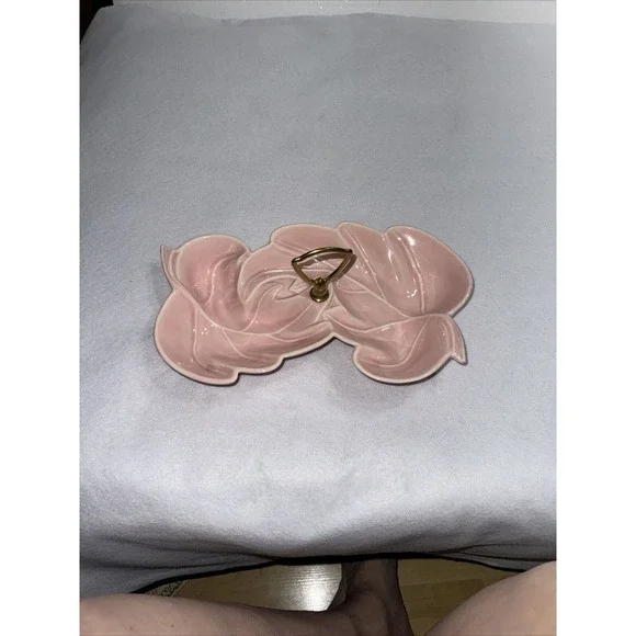 Vtg MCM USA Pottery Divided Sectioned BlushLeaf Ceramic Candy Dish Handle No 100