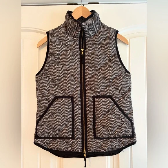 J Crew‎ Diamond Quilted Puffer Vest Women's Sz XS Houndstooth Black Cream Preppy