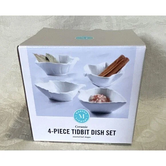 Martha Stewart 4-Piece Ceramic Tidbit Dish Set White Leaf Shape Bowls Boxed