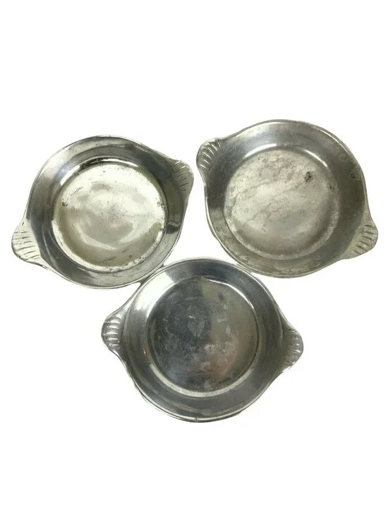 Set Of 3 Shiny Round Aluminum Dishes For Candy & Nuts