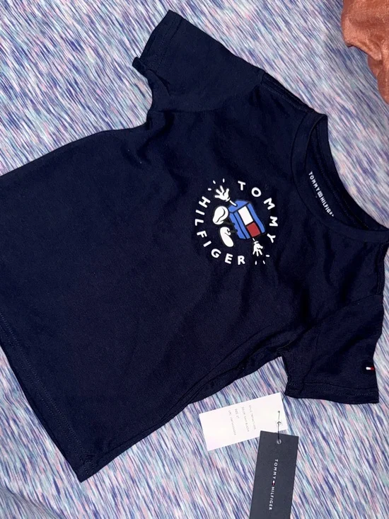 Tommy Hilfiger Navy Short Sleeve Logo Tee with Red & Blue Accent