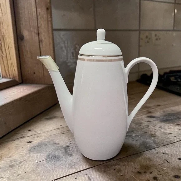 St Regis Fine China Coffee Tea Pot‎ #102, Vtg Japan Porcelain Server, Tableware