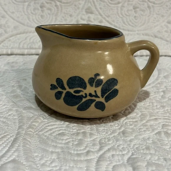 Pfaltzgraff gravy‎ dish