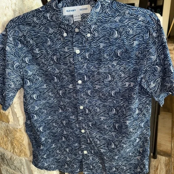 Old Navy boys  Navy‎ Wave Pattern Shirt