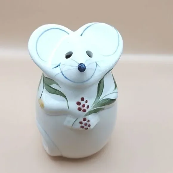 Vintage Gates-Ware Ceramic Mouse Cheese Shaker