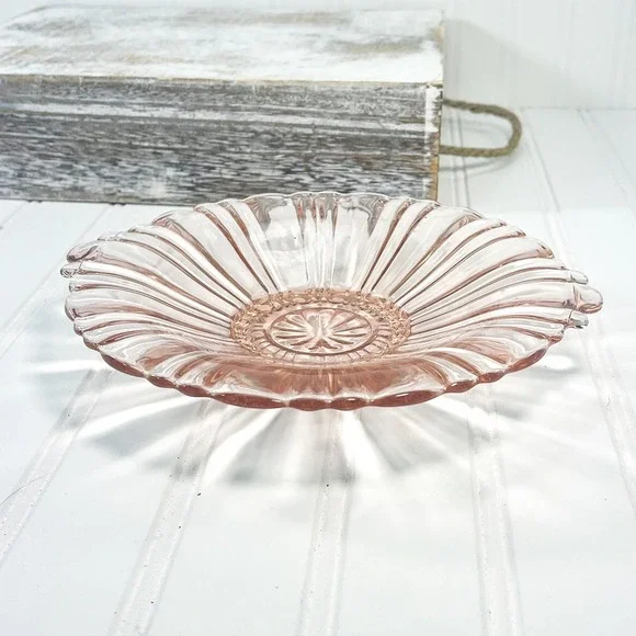 Pink Anchor‎ Hocking Ripple Bowl - Pink Serving Dishes